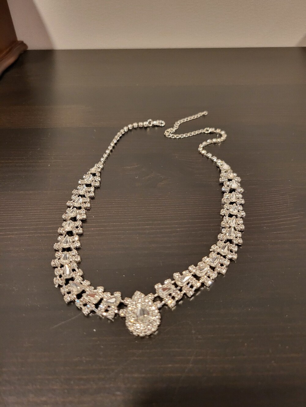 le chateau Silver Crystal Bridal Necklace